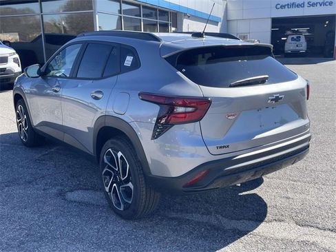 New 2026 Chevrolet Trax RS w/ Driver Confidence Package image 5