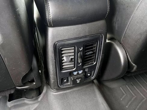 Used 2014 Jeep Grand Cherokee Limited w/ Trailer Tow Group IV image 12