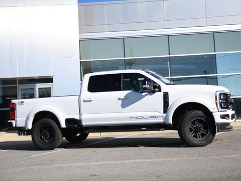 New 2026 Ford F250 Lariat w/ Black Appearance Package image 1