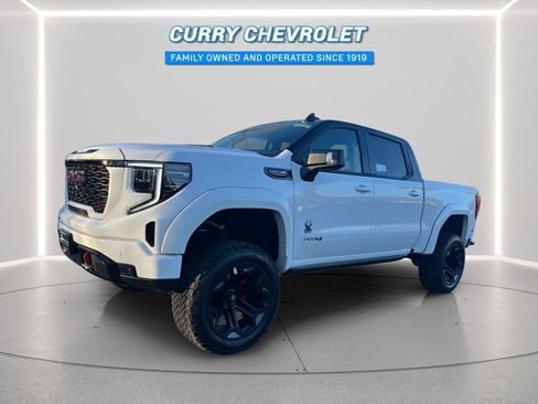 Used 2024 GMC Sierra 1500 AT4 w/ Technology Package image 4