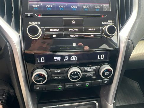 Used 2022 Subaru Ascent Premium w/ Convenience Package AWD/4WD image 51