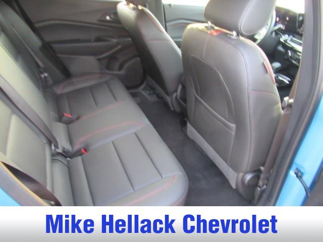Used 2026 Chevrolet Trax RS FWD image 12