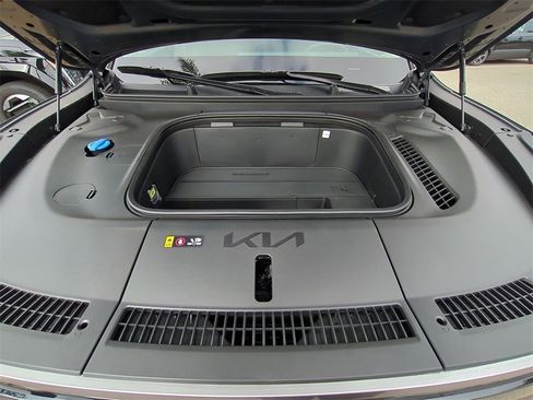 New 2026 Kia EV9 Land image 30