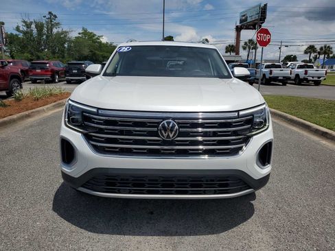 Used 2025 Volkswagen Atlas SEL AWD/4WD image 9