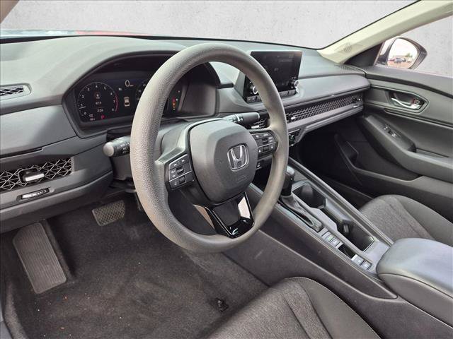 Used 2023 Honda Accord EX image 9