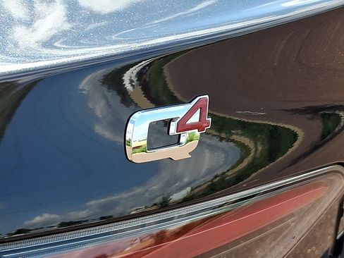 New 2026 Alfa Romeo Giulia AWD image 25
