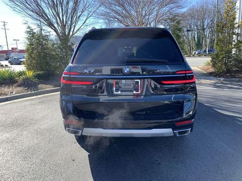 Used 2025 BMW X7 xDrive40i image 7