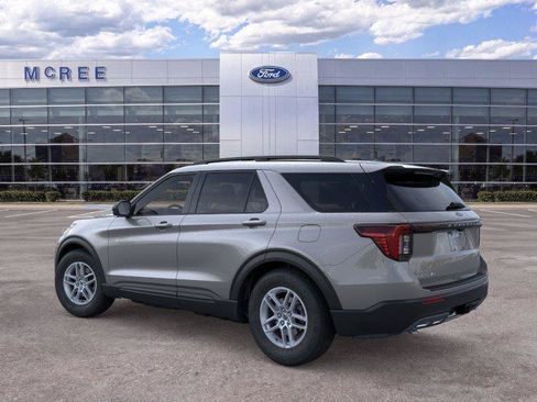 New 2026 Ford Explorer Active w/ Active Comfort Package RWD image 4