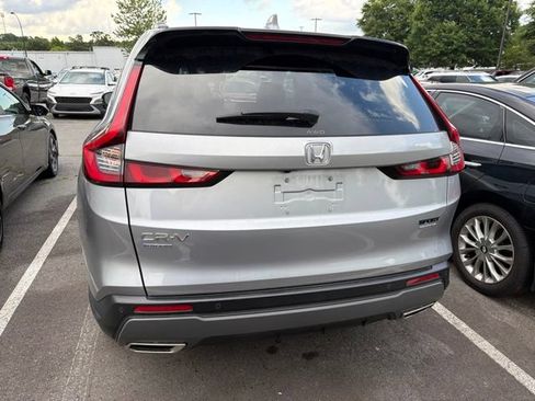 Used 2024 Honda CR-V Sport Touring image 5