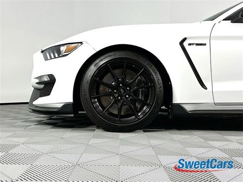 Used 2020 Ford Mustang Shelby GT350 w/ Technology Package image 42