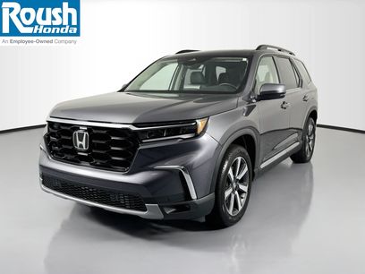 Certified 2025 Honda Pilot Touring