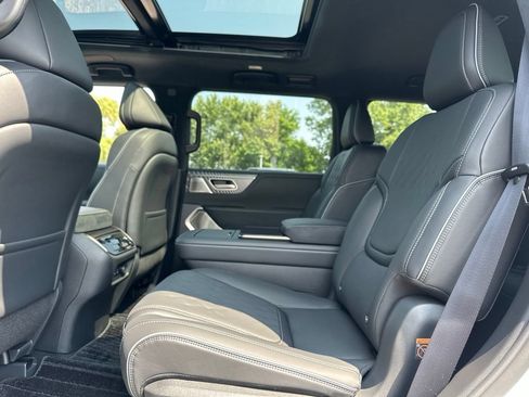New 2027 INFINITI QX80 Autograph AWD/4WD image 36