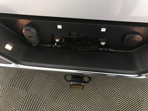 Used 2022 Chevrolet Silverado 1500 LT image 34