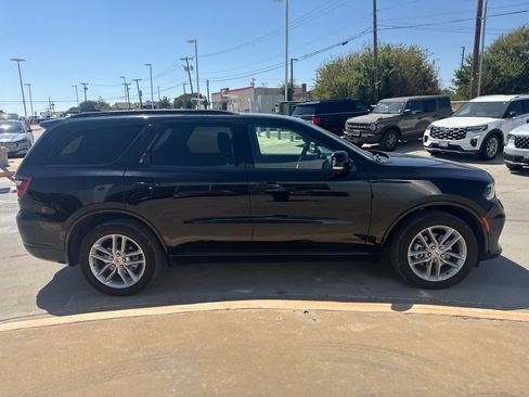 Used 2025 Dodge Durango GT AWD/4WD image 4