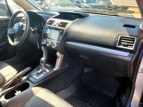 Used 2016 Subaru Forester 2.5i Limited AWD/4WD image 25