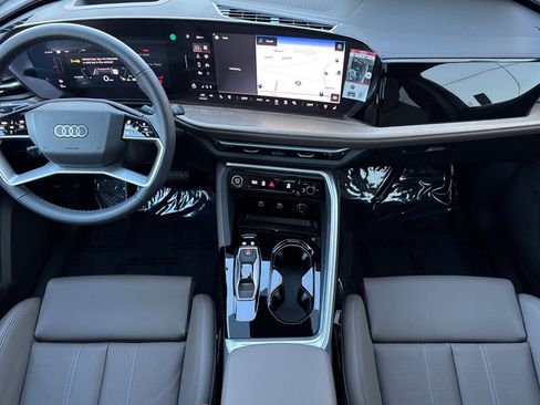 New 2025 Audi Q5 Premium Plus image 10