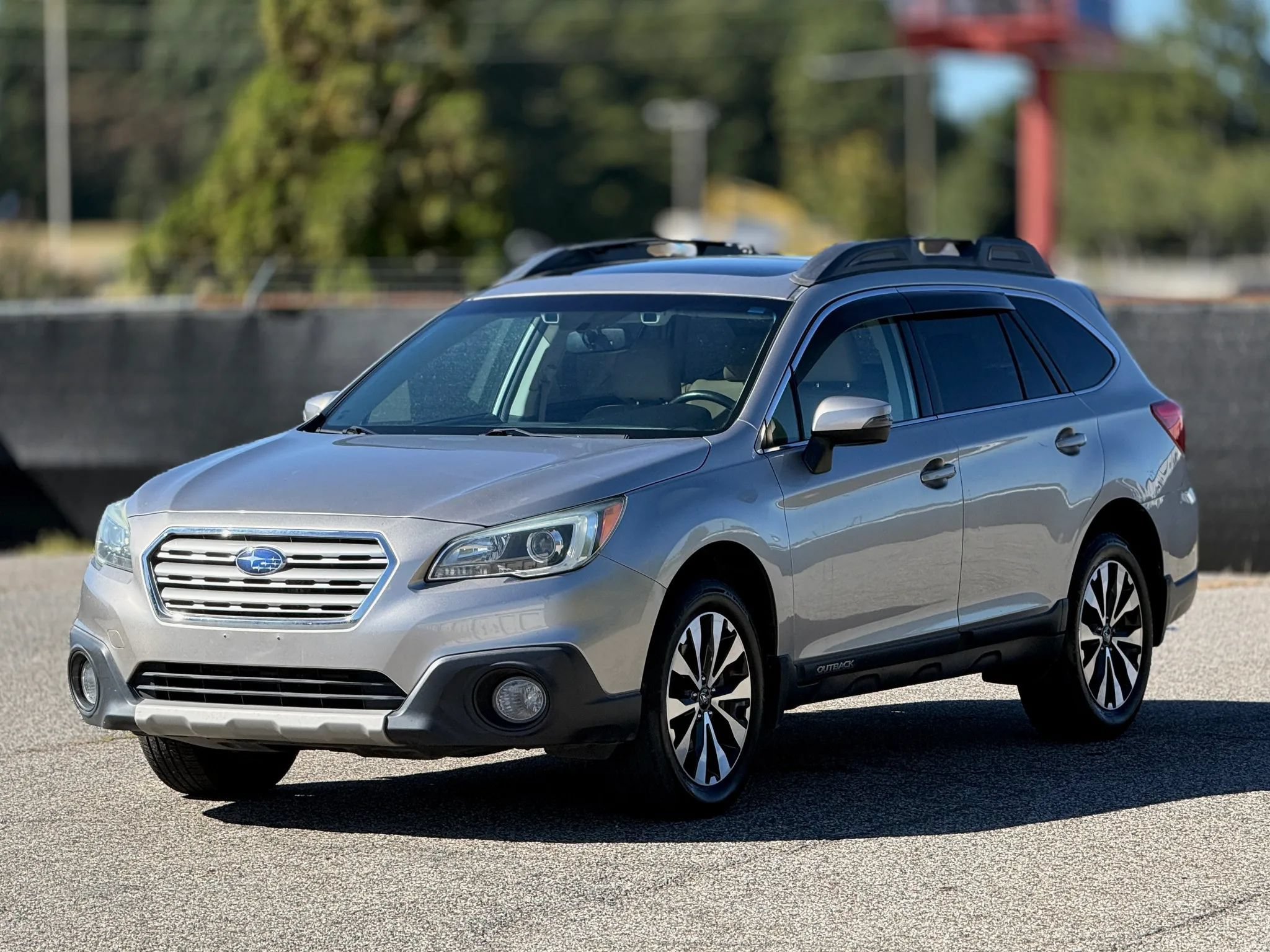Used 2016 Subaru Outback 2.5i Limited AWD/4WD image 6