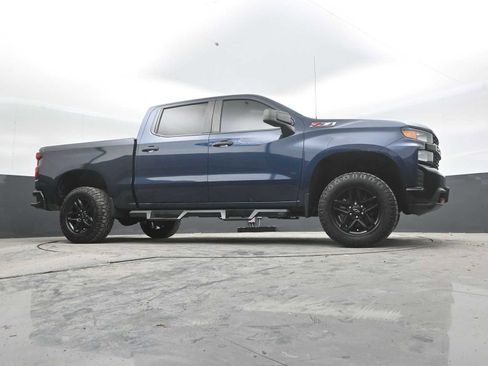 Used 2021 Chevrolet Silverado 1500 Custom Trail Boss AWD/4WD image 46