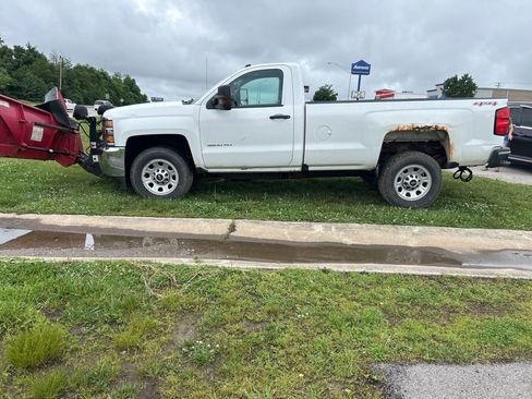 Used 2016 Chevrolet Silverado 3500 W/T w/ WT Convenience Package AWD/4WD image 6