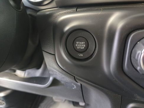 Used 2019 Jeep Wrangler Unlimited Sport S AWD/4WD image 23