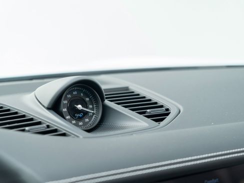 New 2026 Porsche Panamera 4S image 25