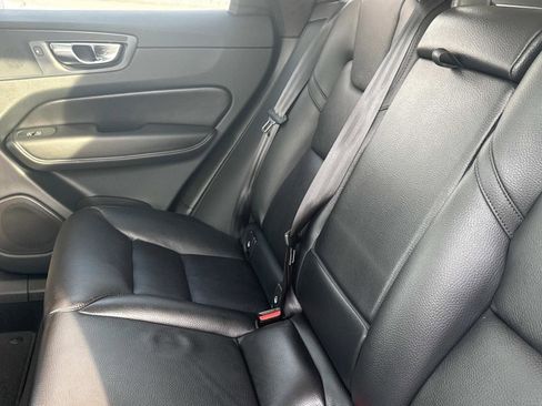 Certified 2023 Volvo XC60 B5 Plus w/ Climate Package image 13