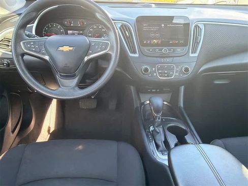 Used 2023 Chevrolet Malibu LT image 20