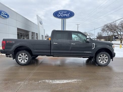 Used 2022 Ford F350 Platinum w/ FX4 Off-Road Package image 8