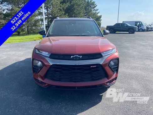 Used 2023 Chevrolet TrailBlazer RS w/ Sun and Liftgate Package AWD/4WD image 12