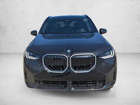 Used 2025 BMW X3 xDrive30 AWD/4WD image 2