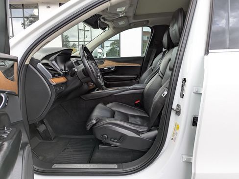 Used 2019 Volvo XC90 T6 Inscription w/ Luxury Package AWD/4WD image 12