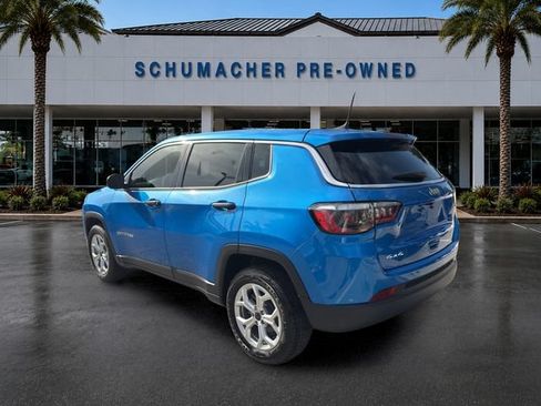 Used 2025 Jeep Compass Sport AWD/4WD image 5
