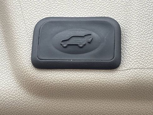 Used 2015 Buick Enclave Leather image 25