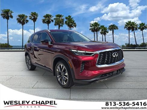 Used 2023 INFINITI QX60 Luxe w/ Cargo Package FWD image 1