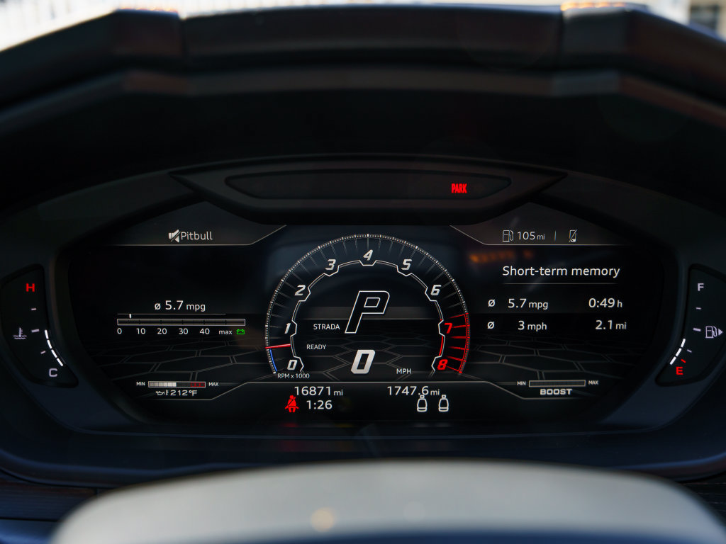 Used 2022 Lamborghini Urus AWD/4WD image 39