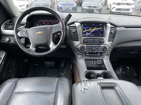 Used 2018 Chevrolet Tahoe LT w/ RST Edition image 12
