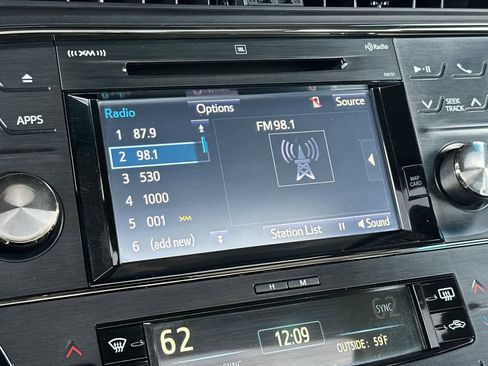 Used 2017 Toyota Avalon Limited w/ All Weather Liner Package image 17