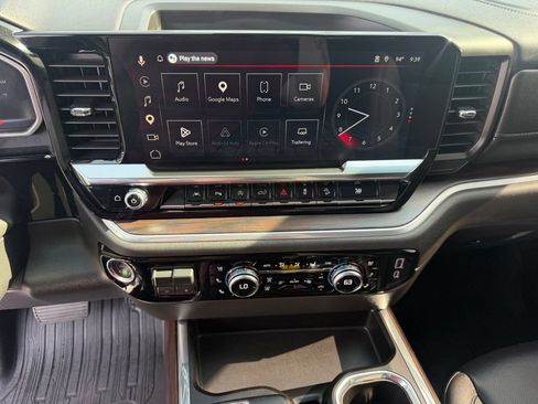 Used 2026 GMC Sierra 1500 SLT w/ SLT Premium Plus Package AWD/4WD image 34