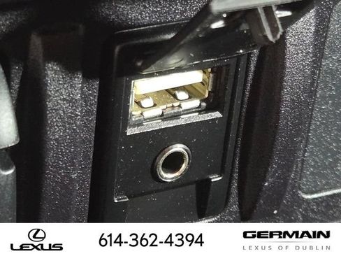 Used 2018 Toyota Tacoma SR5 RWD image 32