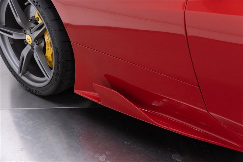 Used 2015 Ferrari 458 Speciale Coupe RWD image 28