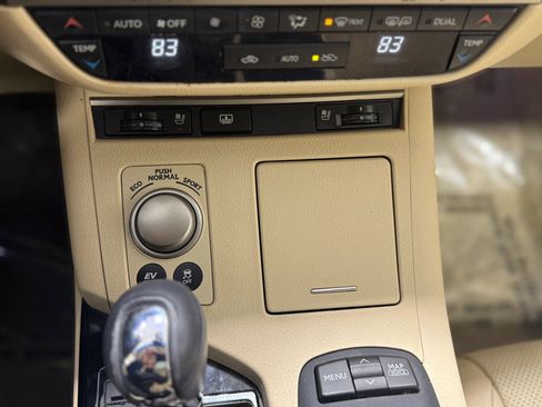 Used 2014 Lexus ES 300h ES 300h Sedan 4D image 22