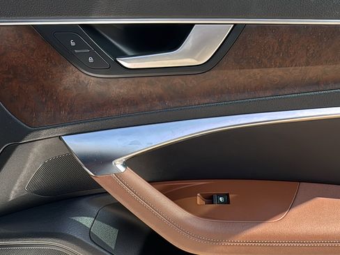 Used 2021 Audi A6 Premium Plus w/ Premium Plus Package image 31