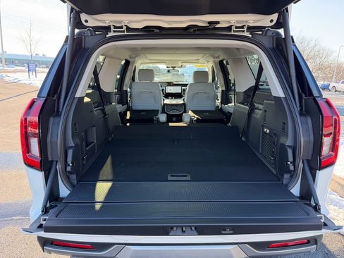 New 2025 Ford Expedition Max Platinum w/ Platinum Ultimate Package image 26