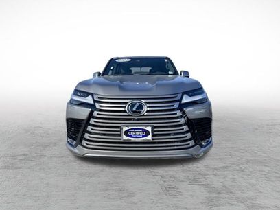 Used 2025 Lexus LX 600 4WD w/ Accessory Package (2T)