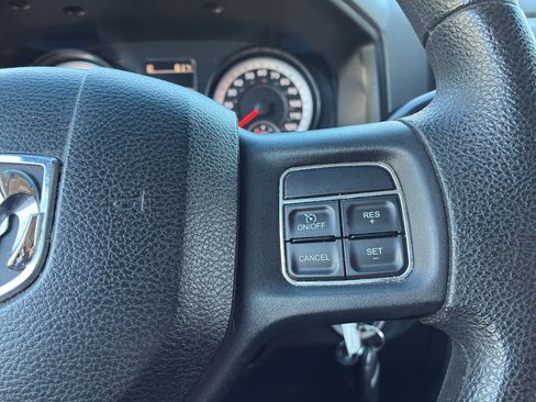 Used 2014 RAM 2500 Tradesman w/ Chrome Appearance Group AWD/4WD image 33