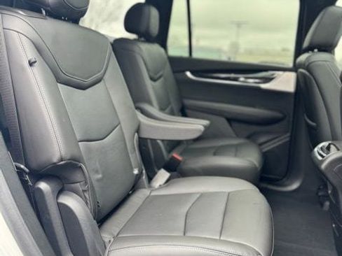 Used 2022 Cadillac XT6 Premium Luxury image 22