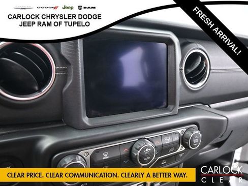 Used 2021 Jeep Wrangler Sahara image 23