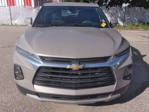 Used 2021 Chevrolet Blazer LT FWD image 2