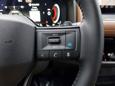 Used 2026 Nissan Rogue Platinum w/ Platinum Premium Package image 24