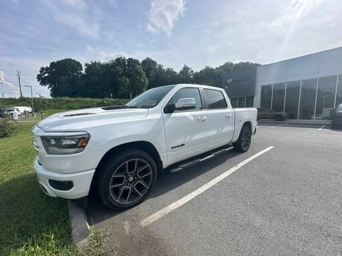 Used 2020 RAM 1500 Sport w/ Level 2 Equipment Goup w/2_L AWD/4WD image 4